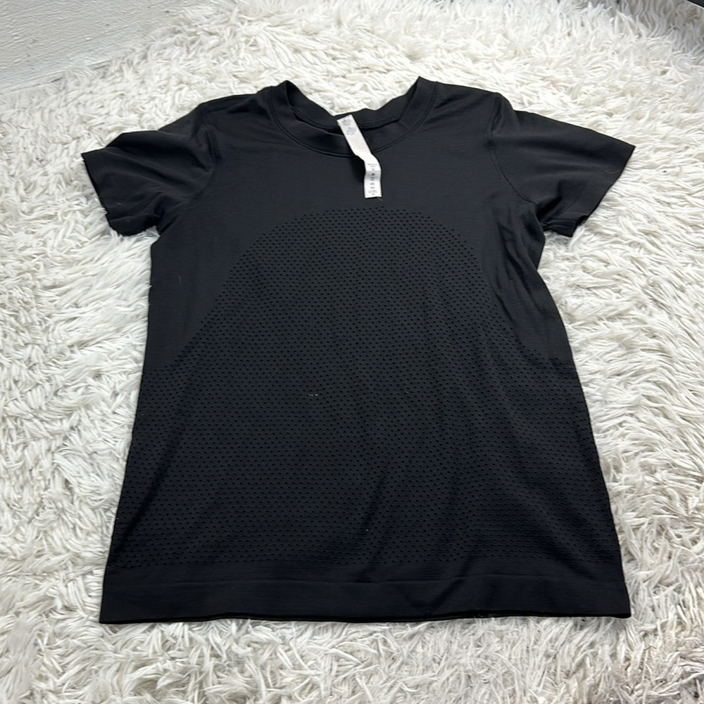 Lululemon Breeze By Short Sleeve Black / Black